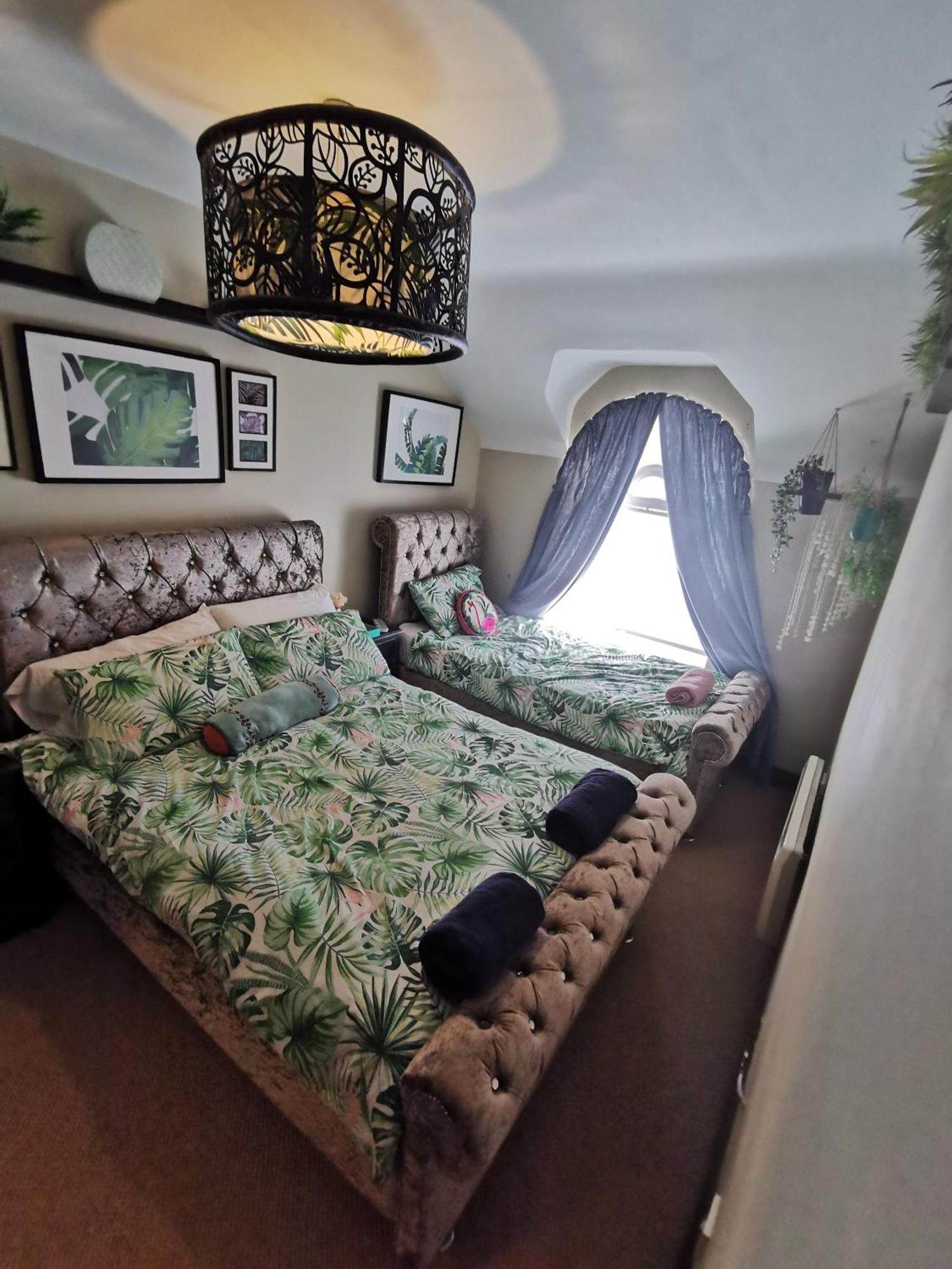 Palm Cove Bundoran Luxurious Sea View Balcony Free Wifi Netflix Sleeps 5 Apartment Bagian luar foto