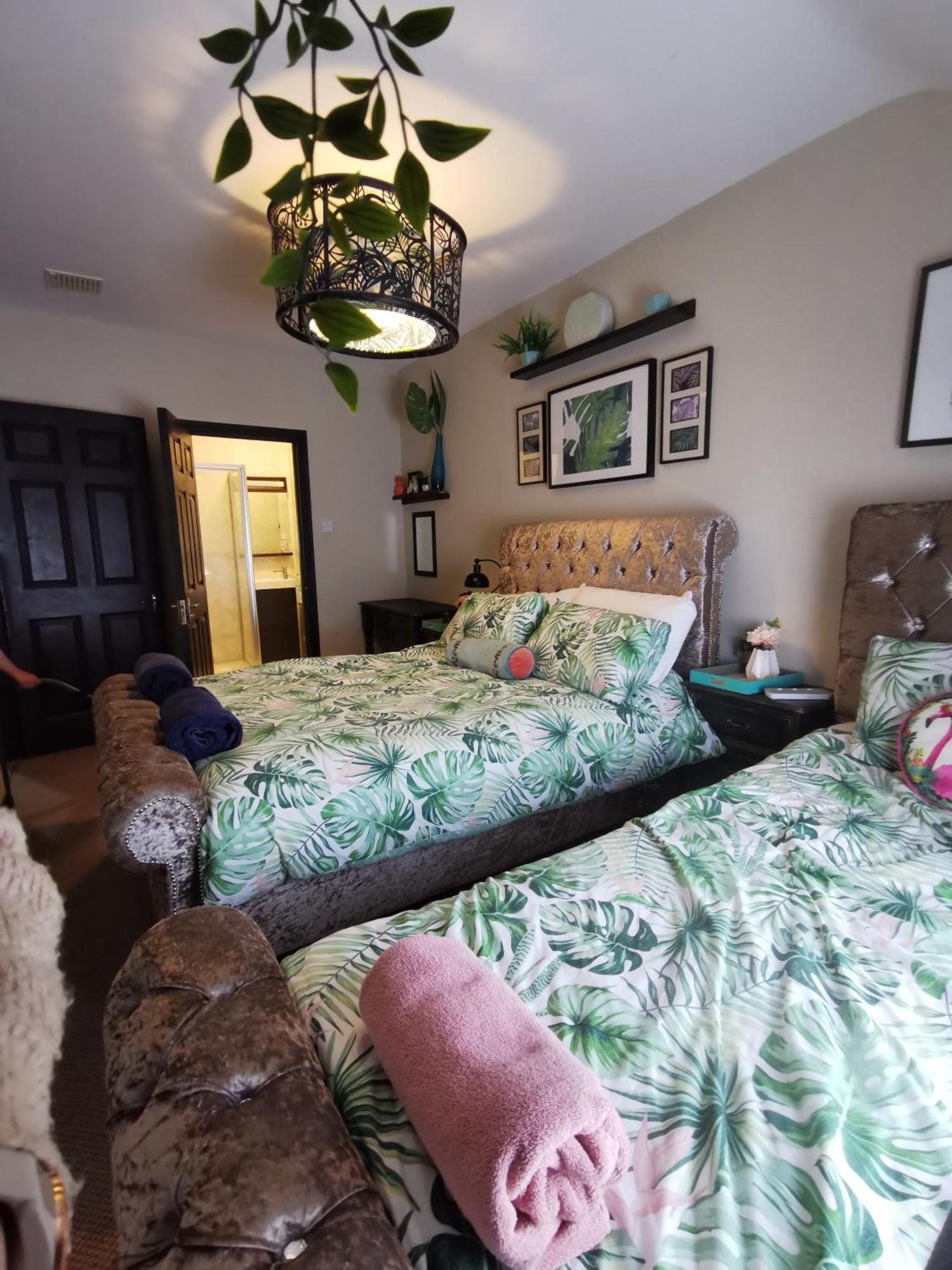 Palm Cove Bundoran Luxurious Sea View Balcony Free Wifi Netflix Sleeps 5 Apartment Bagian luar foto